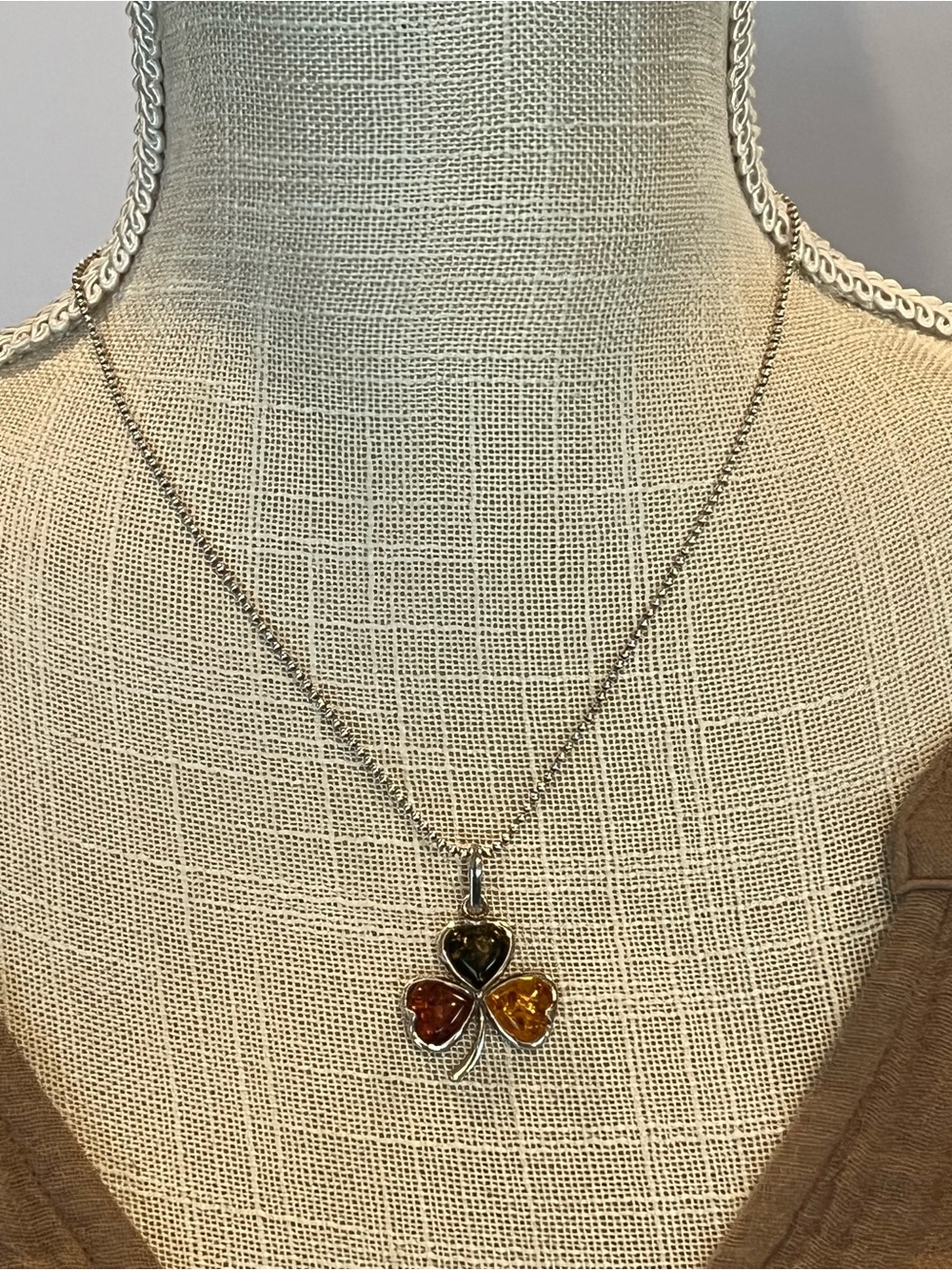 Sterling Silver Clover Pendant Necklace